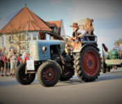 Historischer Traktor | © Riembauer