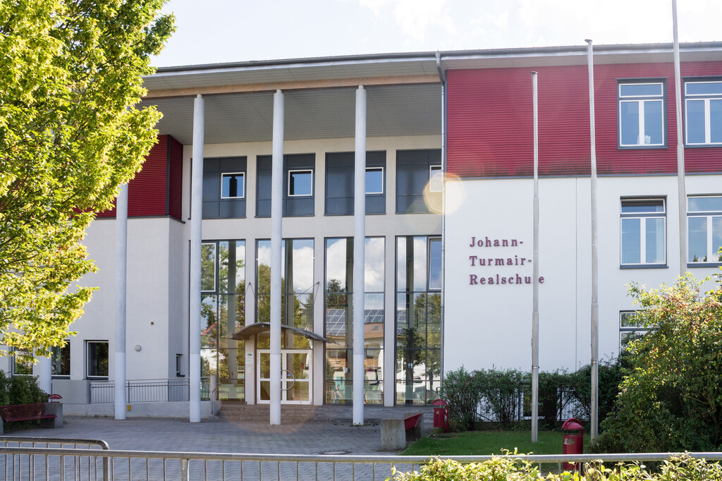 Johann-Turmair Realschule