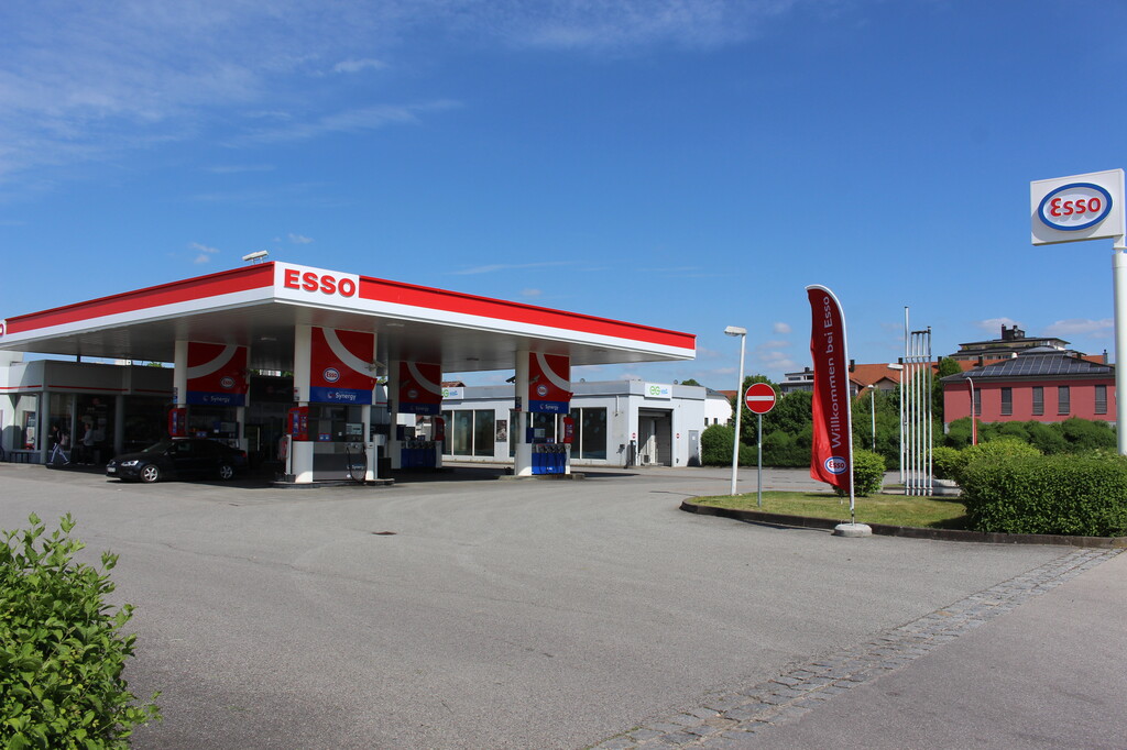 Esso Tank- & Autowaschcenter
