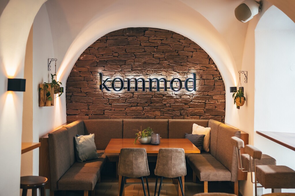 kommod