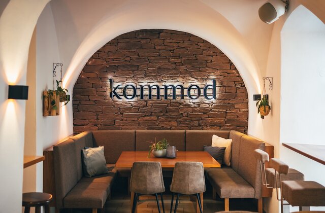 kommod
