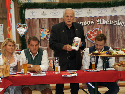 Gillamoos Kuchlbauer Salleck Krug  | © Stadt Abensberg