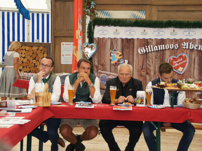 Gillamoos Presskonferenz Schöniger Kuchlbauer Salleck | © Stadt Abensberg