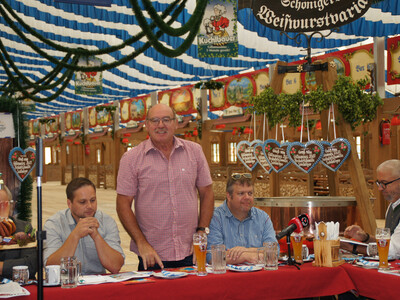 Gillamoos Pressetermin Festwirt Lanzl Hofbräu | © Stadt Abensberg