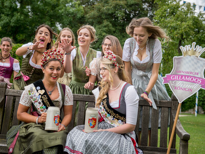 Gillamoos Dirndlkönigin Kandidatinnen | © Marco Holzhäuser