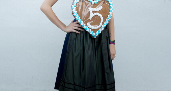 Kandidatin der Gillamoos Dirndlköniginnen-Wahl Nummer 5, Aline Preußner | © Marco Holzhäuser