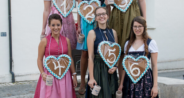 Gruppenbild Kandidatinnen mit Startnummern | © Marco Holzhäuser