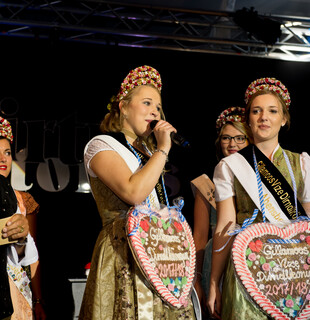 Gillamoos Dirndlkönigin | © Marco Holzhäuser