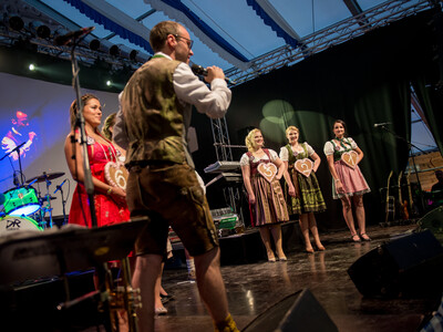 Gillamoos Dirndlköniginnenwahl  | © Marco Holzhäuser