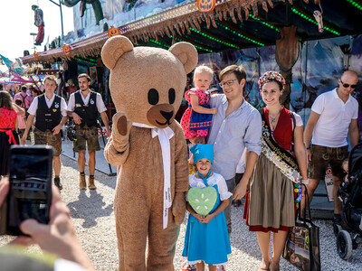 Gillamoosbär am Kindertag | © Tom Eberl / Maerz.Media