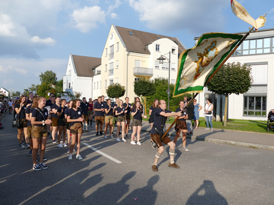KLJB Offenstetten Fahnenträger | © Kneitinger