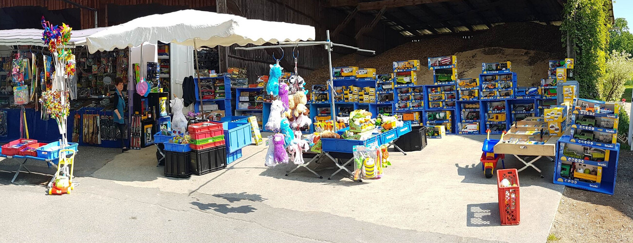 Spielwaren Petz am Gillamoos | © Petz