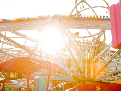 Allround im Sonnenlicht | © Holzhäuser