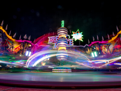 Break Dance bei Nacht | © Holzhäuser