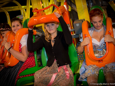 Power Tower am Gillamoos in Abensberg beim Gastköniginnentreffen | © Marco Holzhäuser