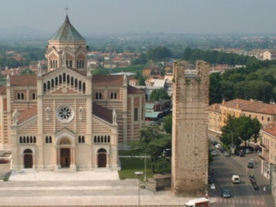 Lonigo Stadtansicht Partnerstadt Abensberg