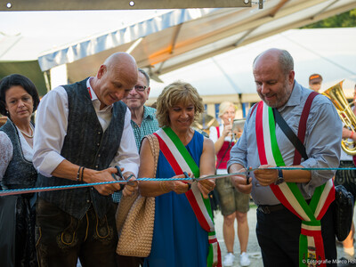 Eröffnung Italiener Zelt Gillamoos 2016