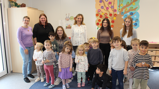 Zebra-Kinder fühlen sich wohl