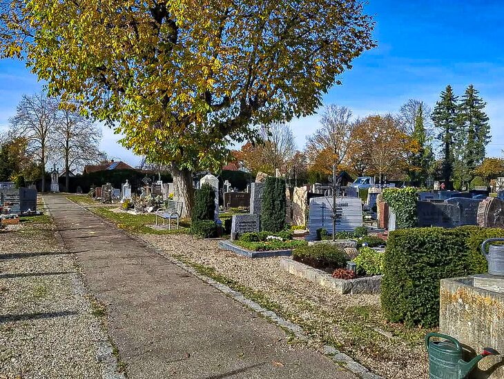 Jährliche Sicherheitskontrolle der Grabstätten