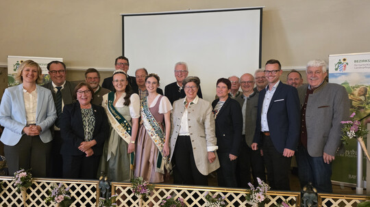 Knapp 200 Gartler in Abensberg