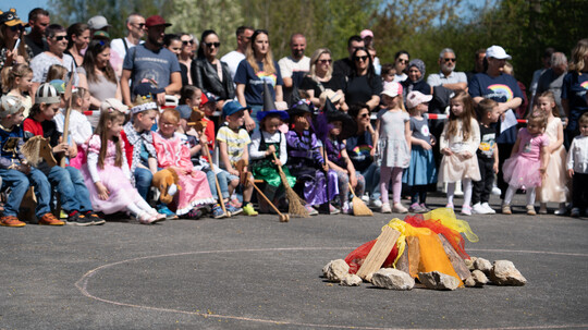 Kindergarten Regenbogenland feiert