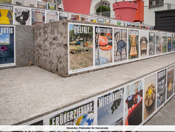 Ausstellung "Was bedeutet Demokratie für dich?"
