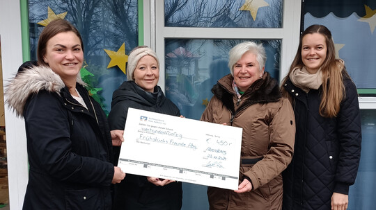 Spendenübergabe im Kindergarten Lummerland