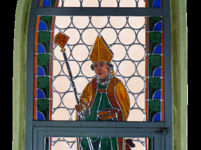 zwölftes Fenster Kreuzgang, Heiliger Nikolaus, Schlosskapelle