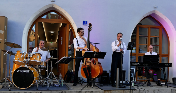 Jazz of Course